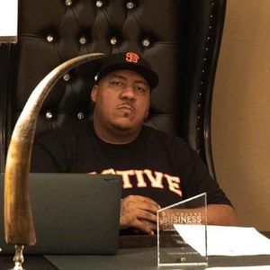 Meet your Posher, Tavon